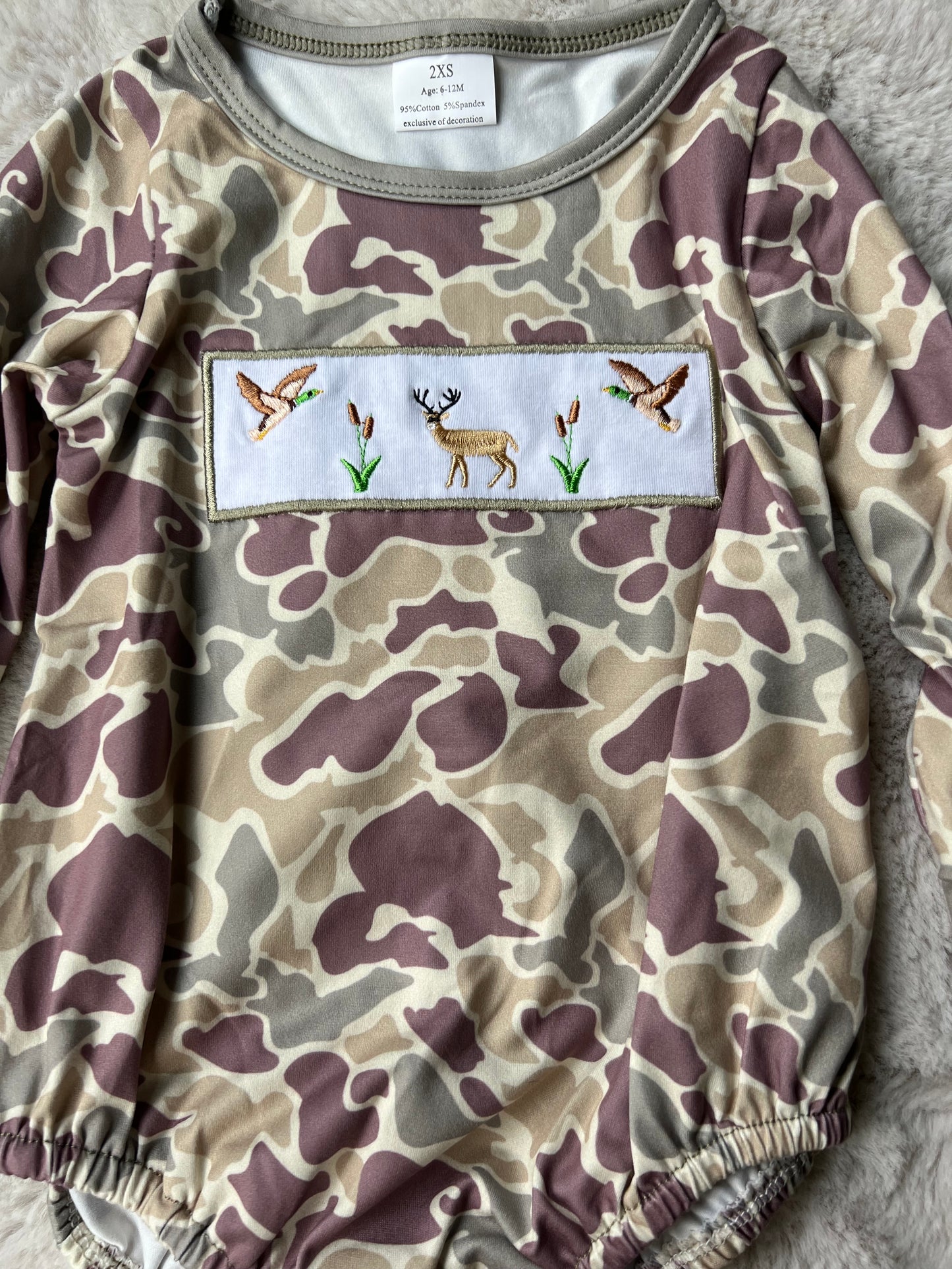 Ducks & Elk Camo Bubble
