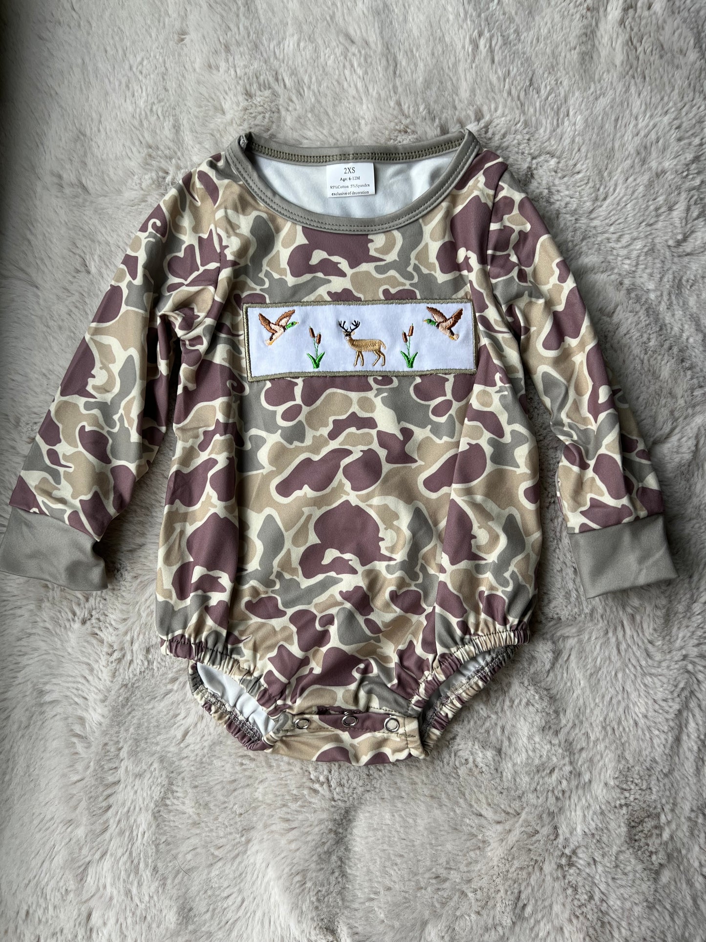 Ducks & Elk Camo Bubble